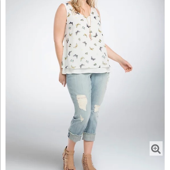 torrid Denim - C- NWT Torrid Cropped Boyfriend Jean Light Wa…